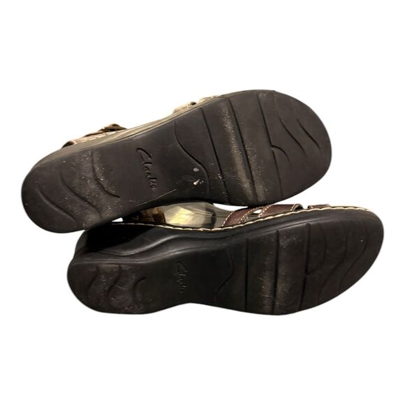 Clarks bendable Women's Leather Sandals Bronze criss cross wedges shoes Size 8M - Picture 8 of 12